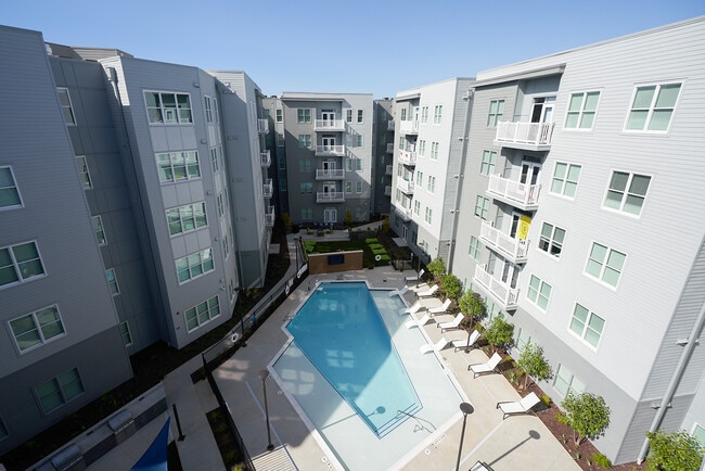 Photo - Bixby Kennesaw Apartments