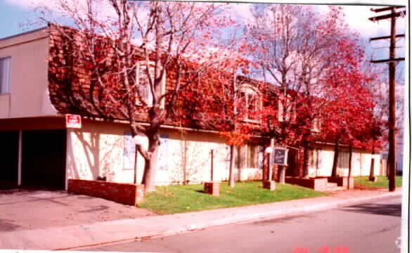 Building Photo - Aragon Apartments