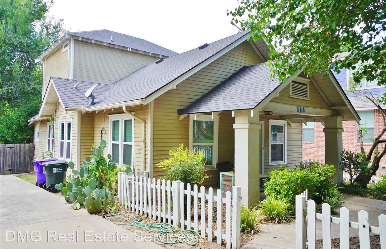 Primary Photo - 4 br, 2 bath House - 314 S Lahoma Ave