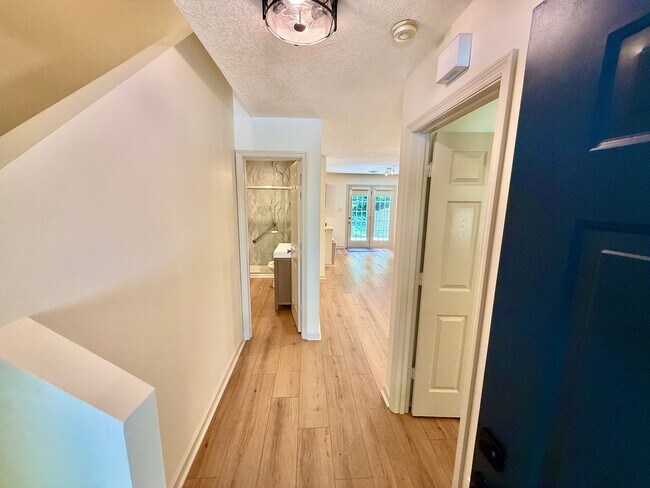 Foto del edificio - 5010 Trace Manor Ln