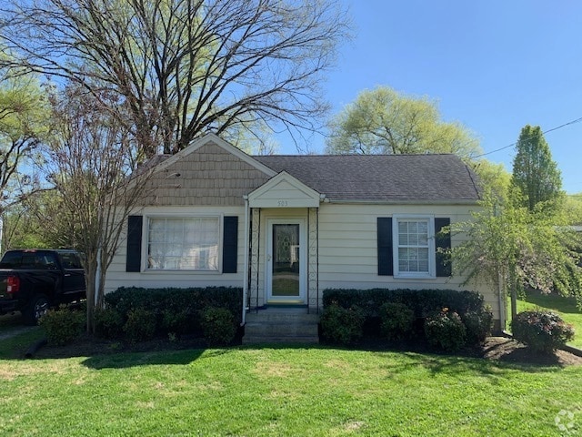 Building Photo - 503 Green Acres Dr