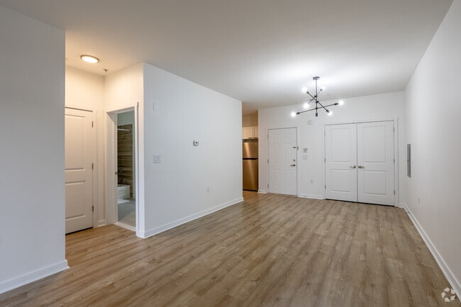 1BR 1BA - 800SF - Bristol Station Apartments