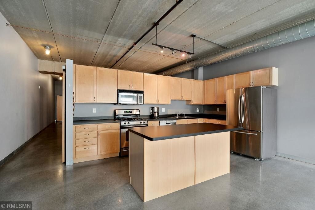 Foto principal - 710 S 4th St