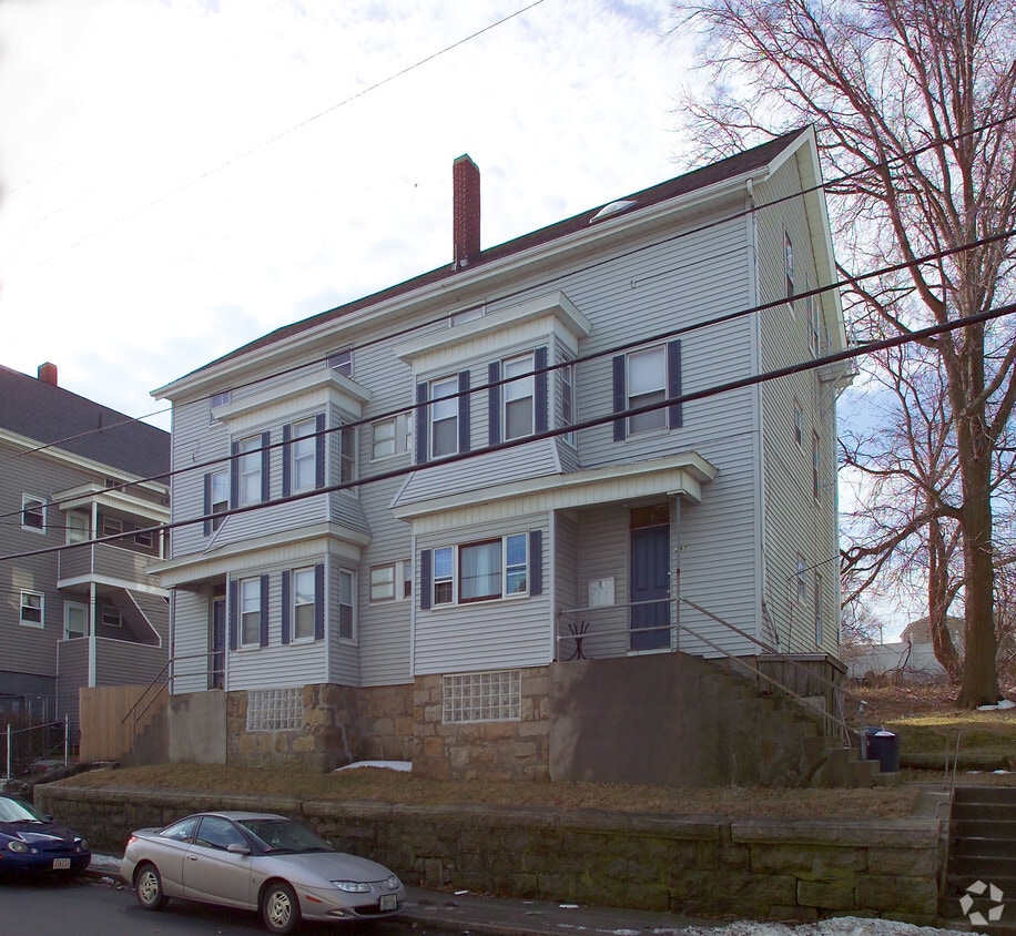 Building Photo - 297 Division St