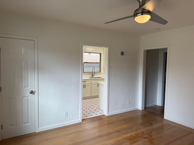 Building Photo - 3143 Freeport Blvd