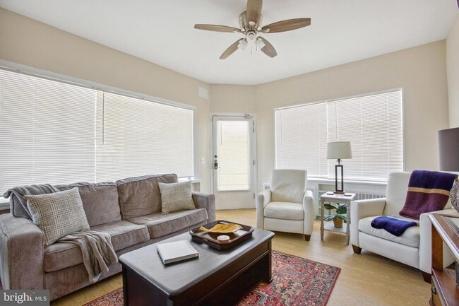 Building Photo - 1900 Princess Anne St