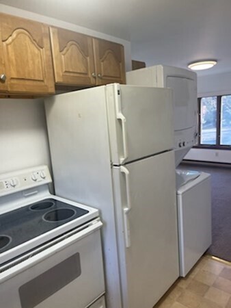 Building Photo - 175 Oregon Rd