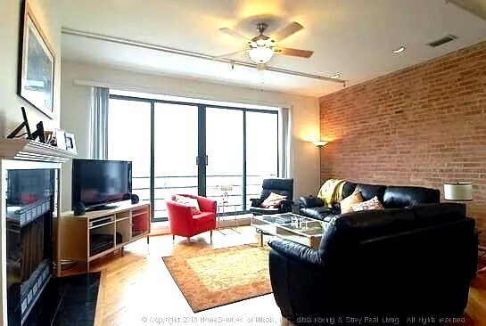 Building Photo - 2011 W Belmont Ave