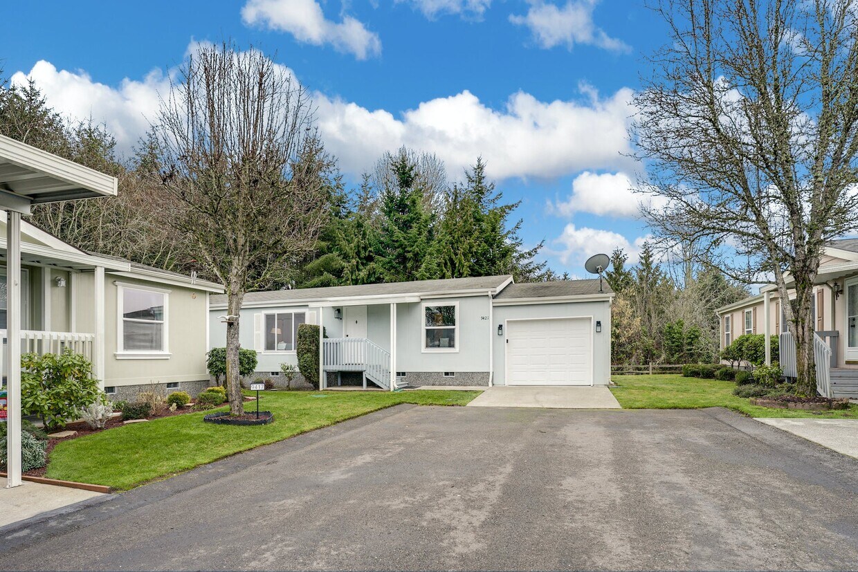 9421 21st Ave E, WA 98445 House Rental in WA