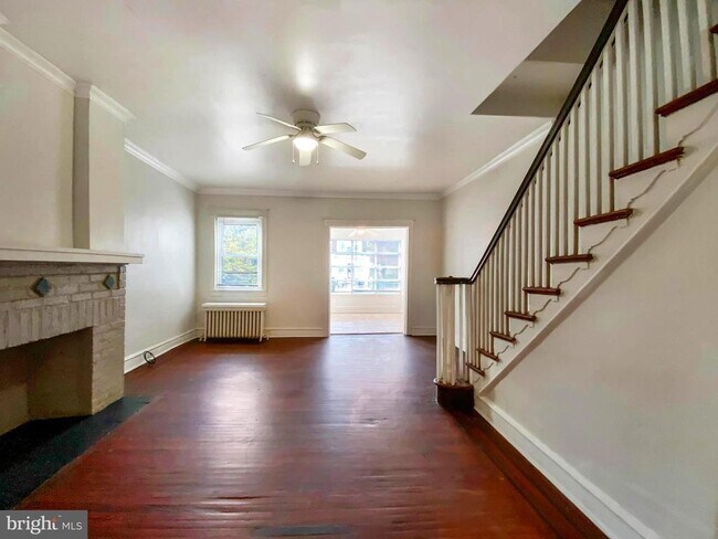 Foto del edificio - 5726 Florence Ave