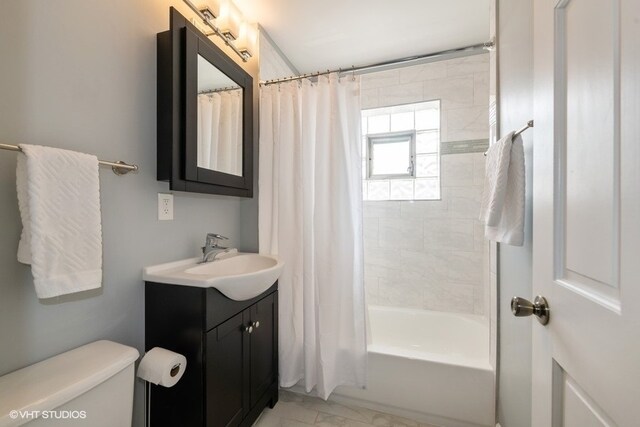 Foto del edificio - 4173 N Elston Ave