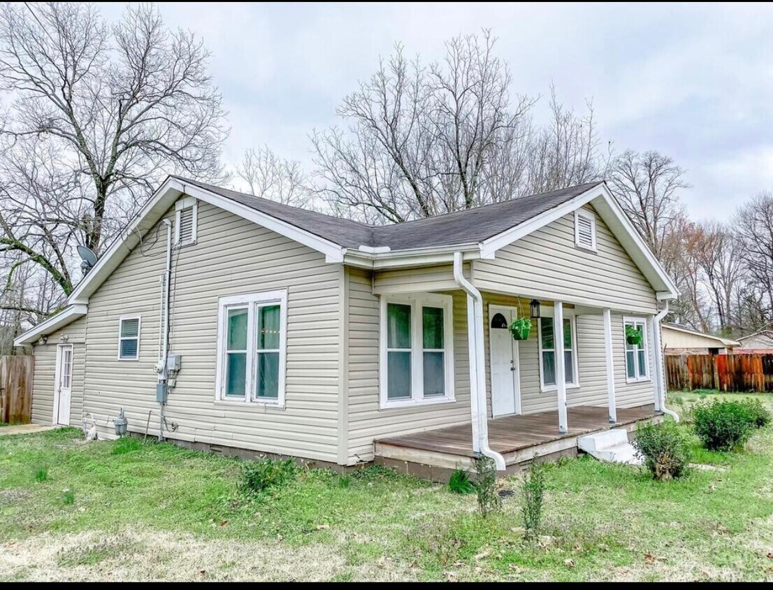 4 Steens Rd, Steens, MS 39766 House Rental in Steens, MS