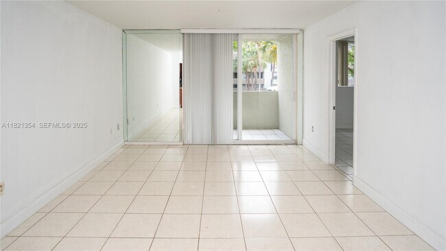 Foto del edificio - 10090 NW 80th Ct