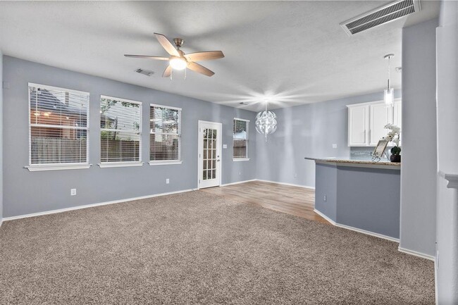Foto del edificio - 99 Gallery Cove Ct