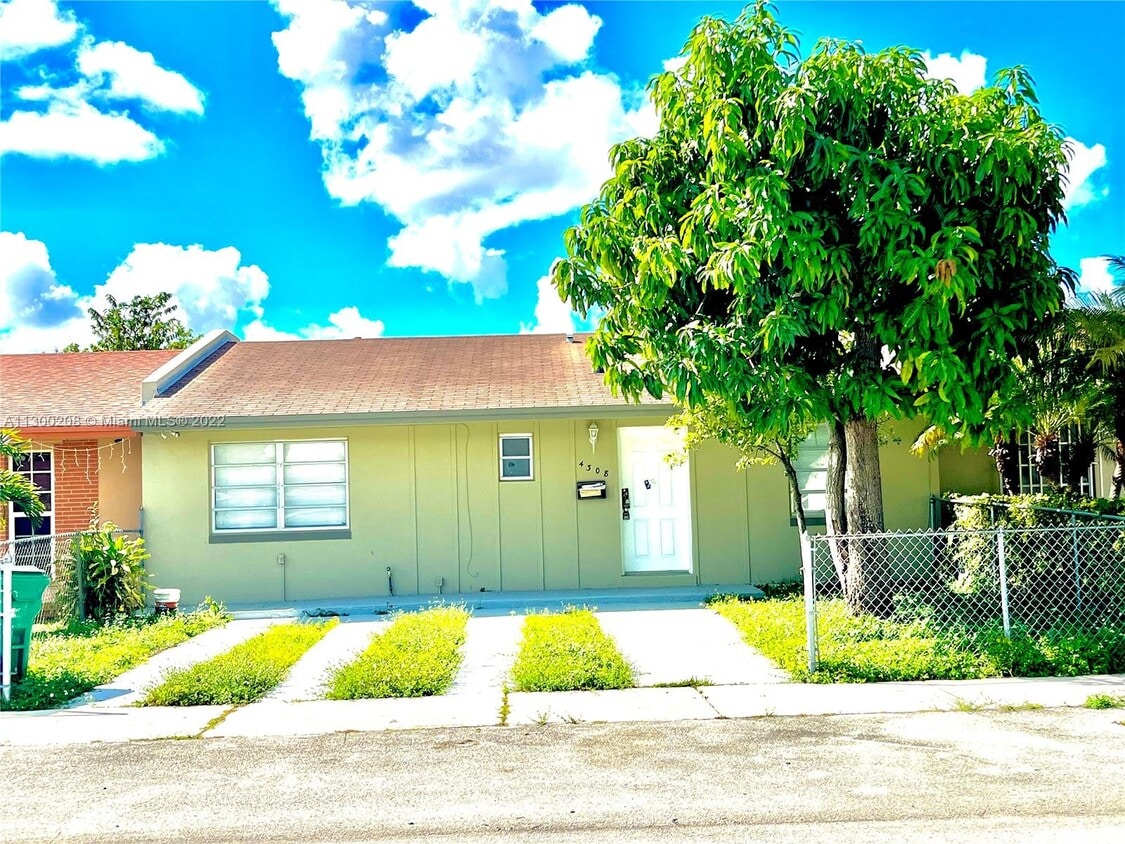 4308 SW 130th Ct, Miami, FL 33175 House Rental in Miami, FL