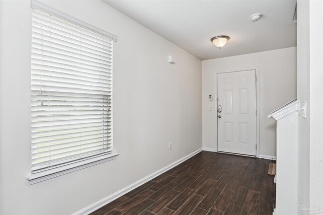 Building Photo - 499 Portside Dr