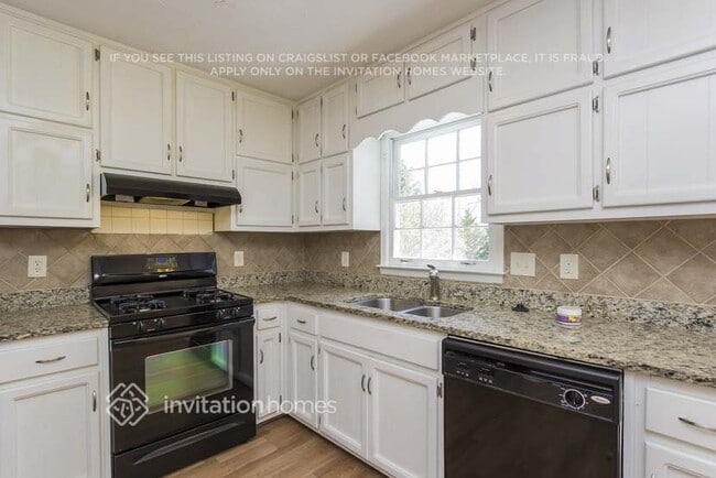 Building Photo - 960 Camden Hill Ct