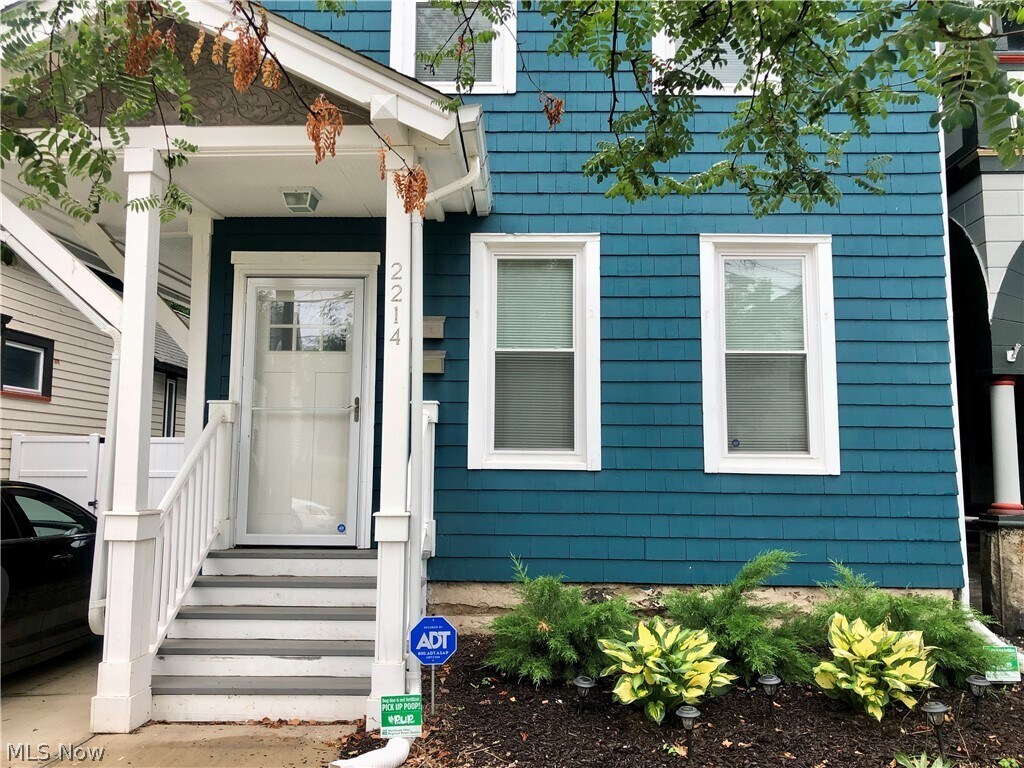 Primary Photo - 2214 W 32nd St