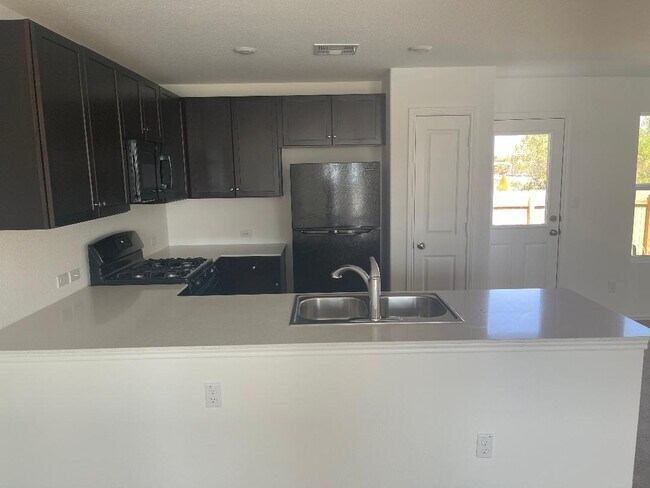 Building Photo - 14324 Tordillo Dr