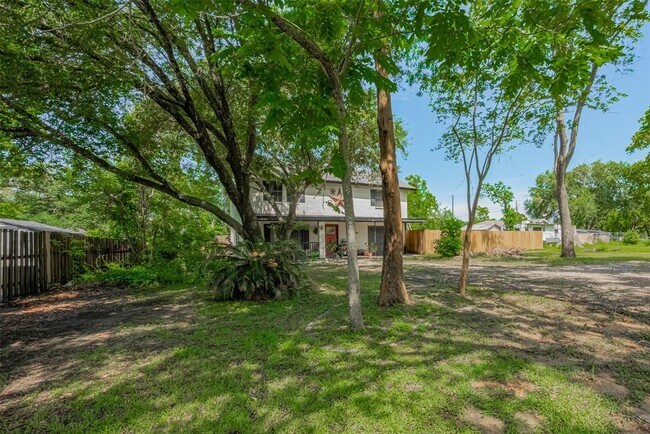 Building Photo - 5514 Avenue M