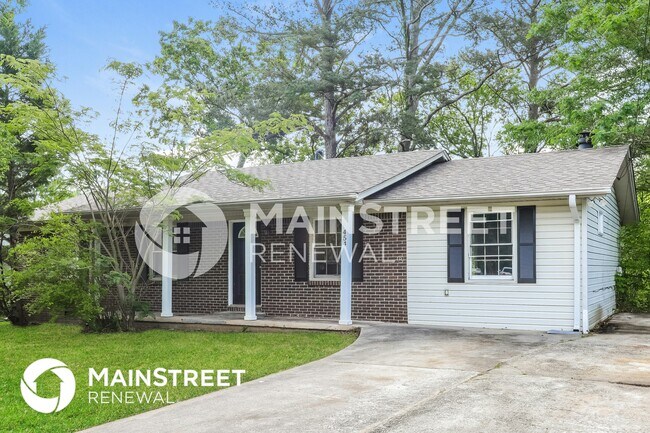 Building Photo - 454 Roxbury Dr