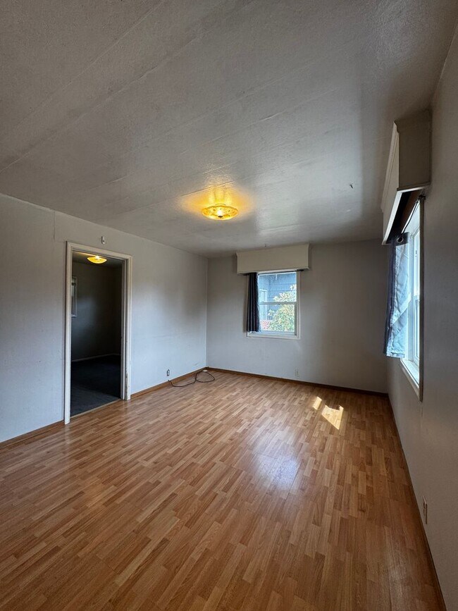 Foto del edificio - 203 S Pine St