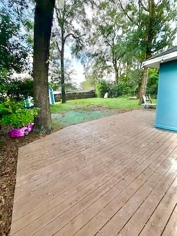 Foto del edificio - 10621 Oak Crest Dr