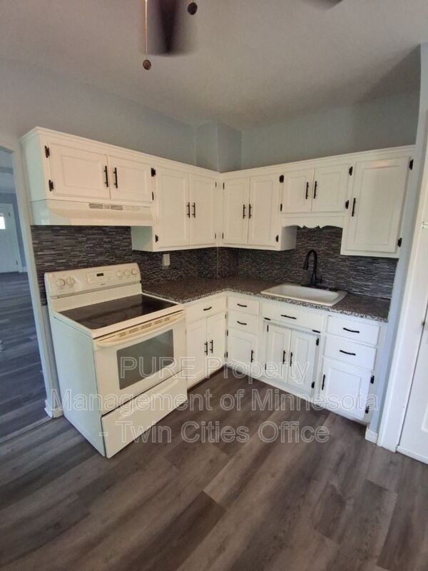 Primary Photo - 7217 63rd Ave N