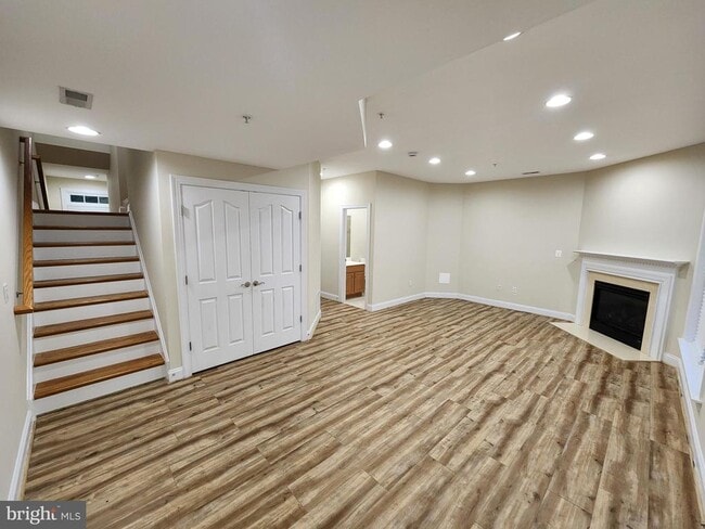 Building Photo - 9769 June Flowers Way