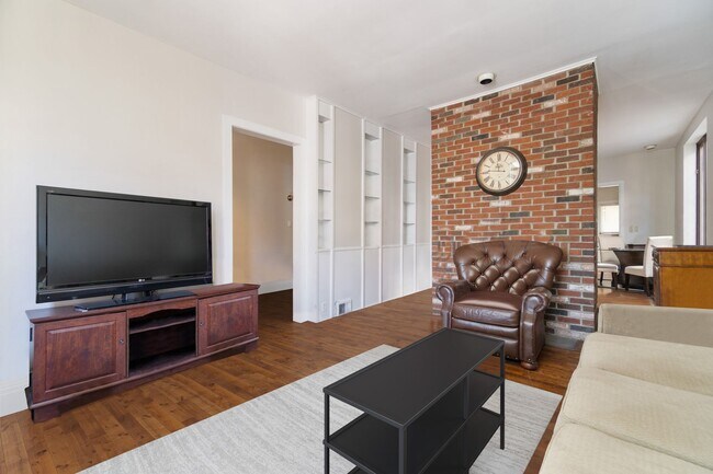 Foto del edificio - 5735 Walnut St