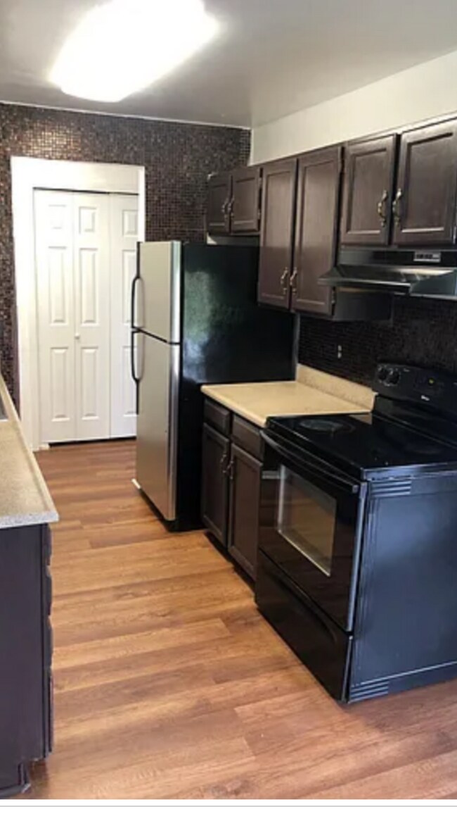 Foto del edificio - 17595 E Mansfield Ave