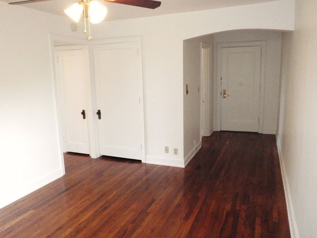 Living Room - 29 W Daniels St