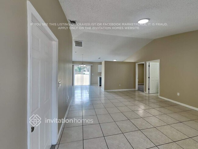 Foto del edificio - 465 Gannet Ct