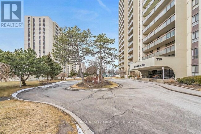 Building Photo - 350-1350 Seneca Hill Dr