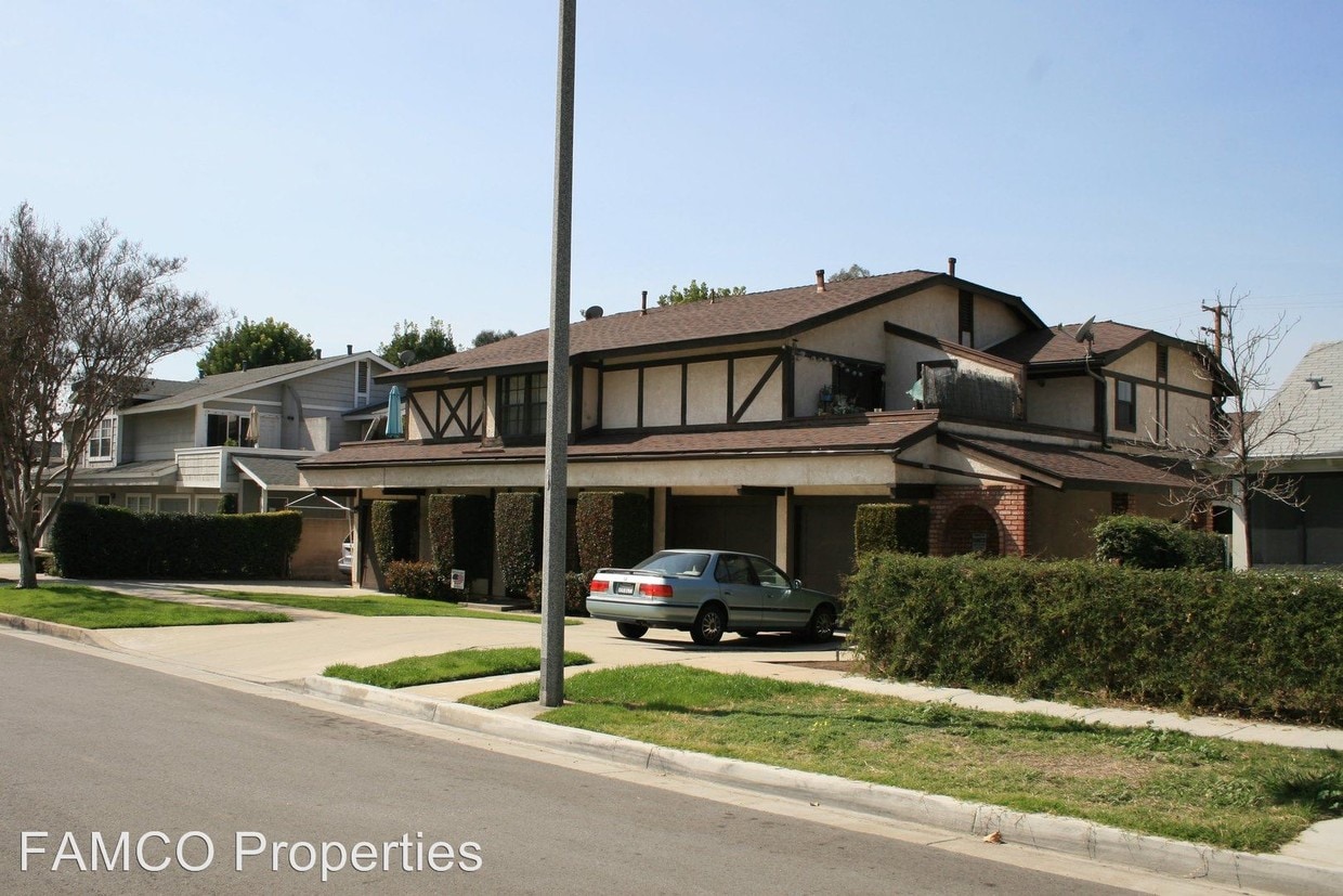 Primary Photo - 135 S Washington Ave