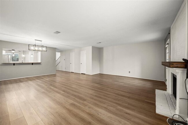 Building Photo - 6652 Montauk Dr