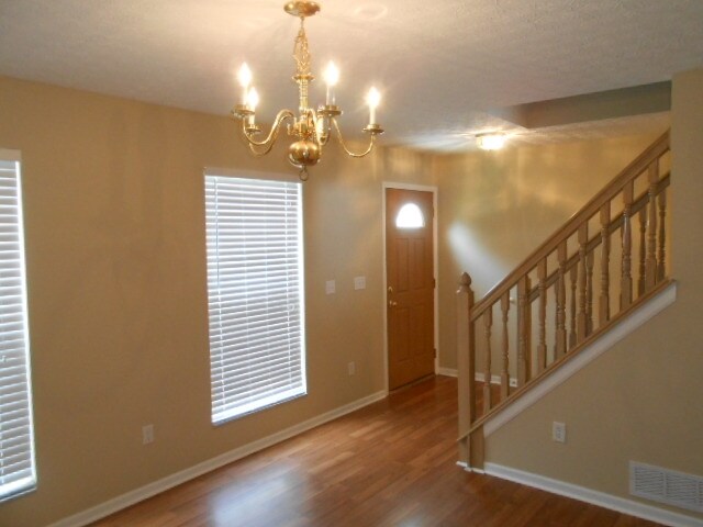 Building Photo - 526 Ashton Woods Dr
