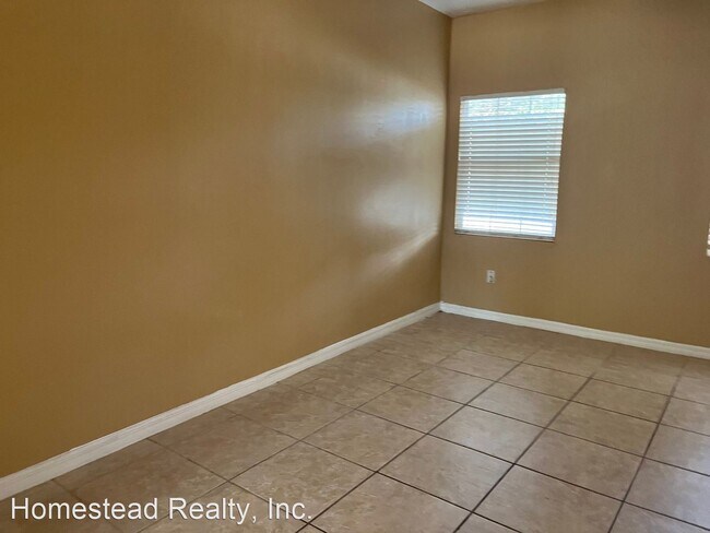 Building Photo - 4 br, 2 bath House - 1206 S. Dewey St.