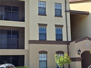 Building Photo - 12940 Positano Cir