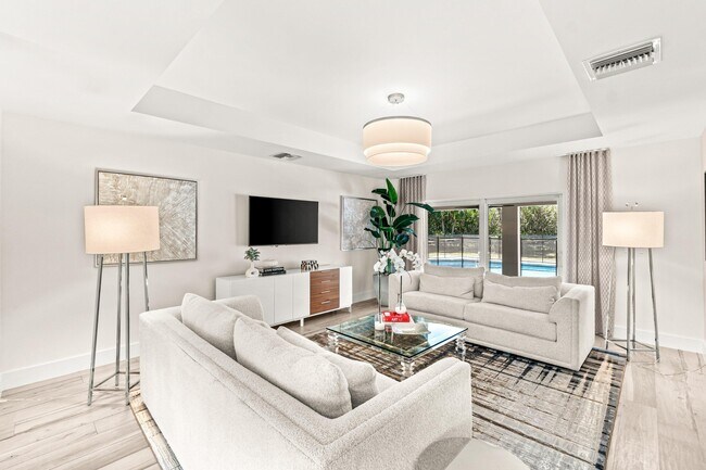 Foto del edificio - 2367 Queen Palm Rd