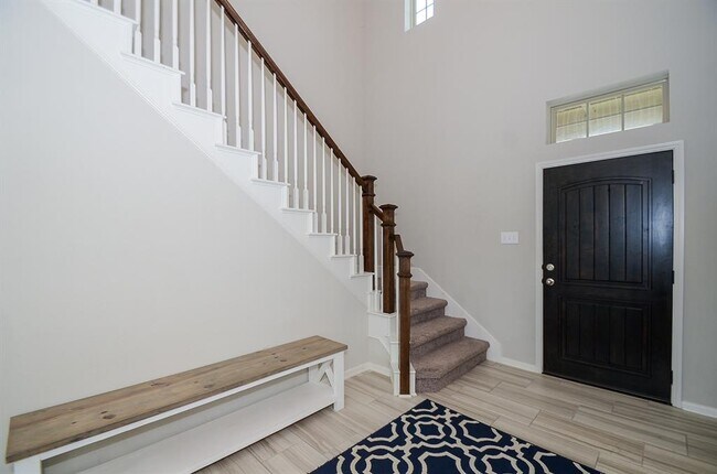 Building Photo - 903 Marigold Park Pl