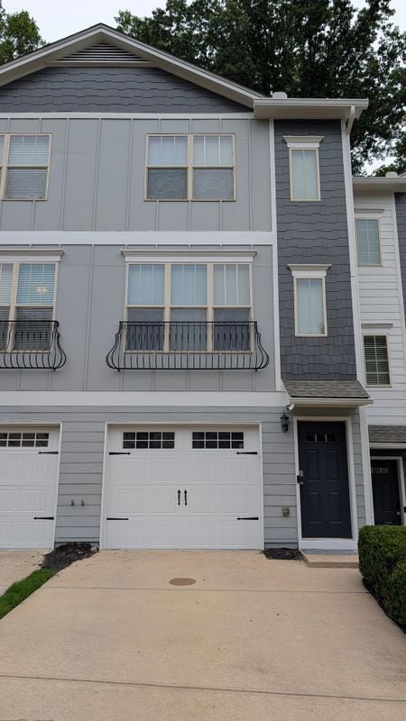Building Photo - 1625 Liberty Pky NW
