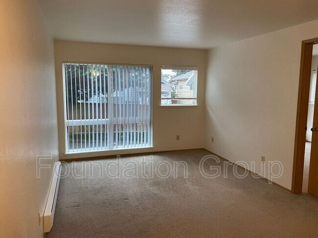 Foto del edificio - 916 N 104th St