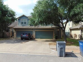 Building Photo - 2417 Allred Dr