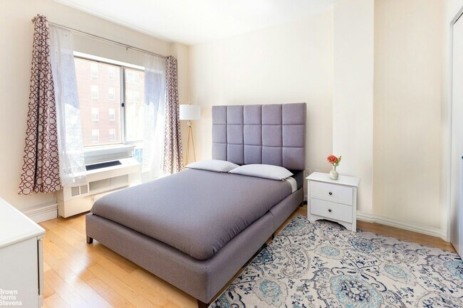 Foto del edificio - 3585 Greystone Ave
