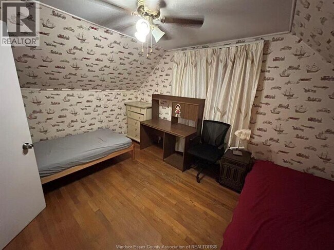 Photo du bâtiment - 954 Partington Ave