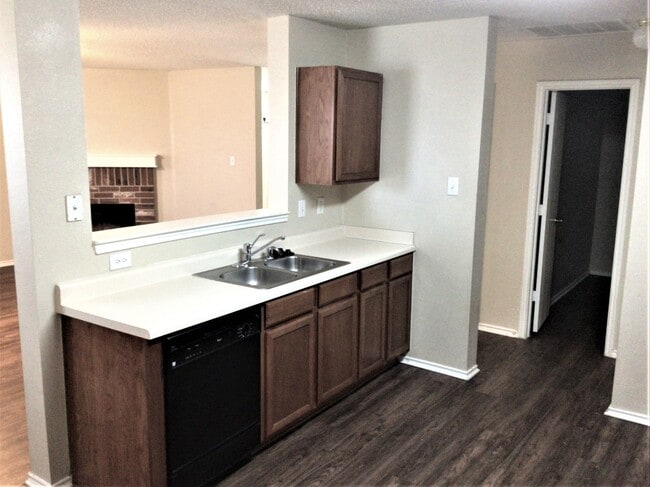 Building Photo - 3030 Dusty Ridge Dr