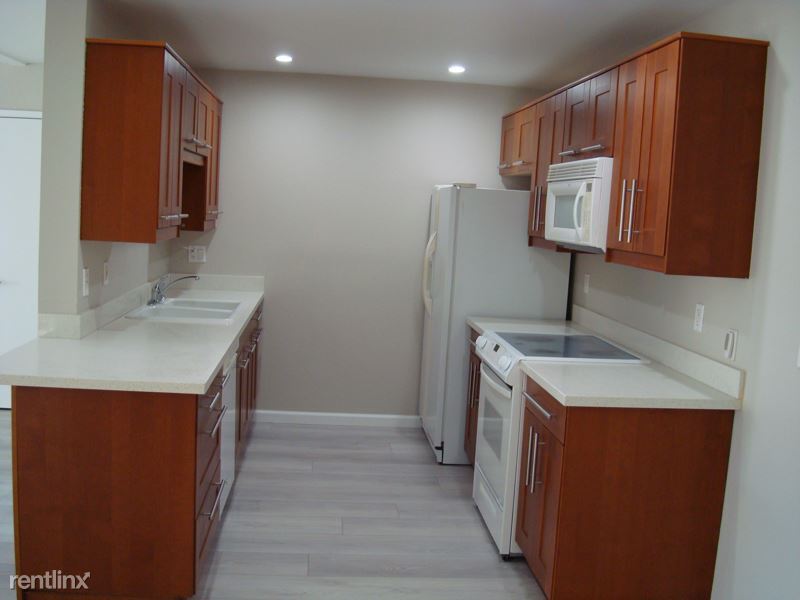 Primary Photo - 1 br, 1 bath Condo - 3200 Cathedral Canyon...