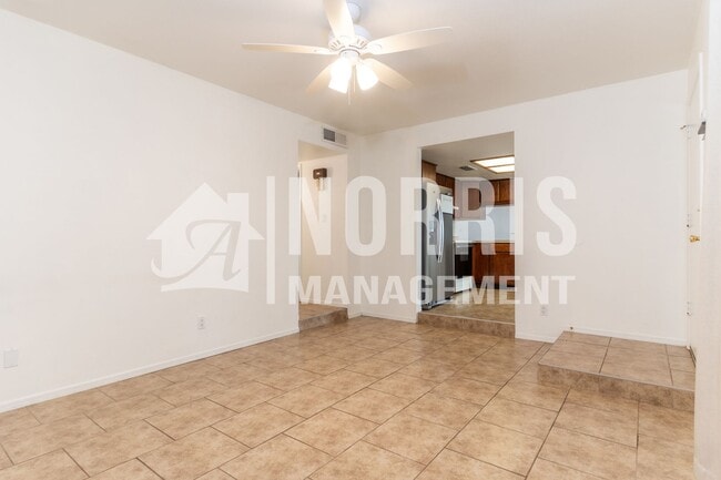 Building Photo - Beautiful Home in an Established Neighborh...