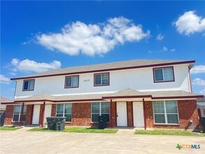 Building Photo - 4200 Alan Kent Dr